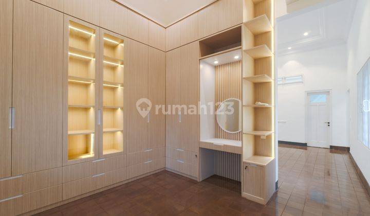 One Storey Beautiful House, Newly Renovated With 4 Bedrooms And Private Pool In Menteng mtg086 2