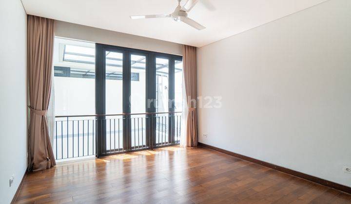 Two Storey Modern House With 4 Bedrooms And Pool Inside Compound In Cilandak cld120 13