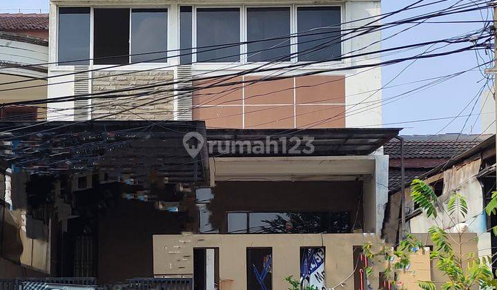 Rumah 2 Lantai di Sunter Agung, Jakarta Utara 1