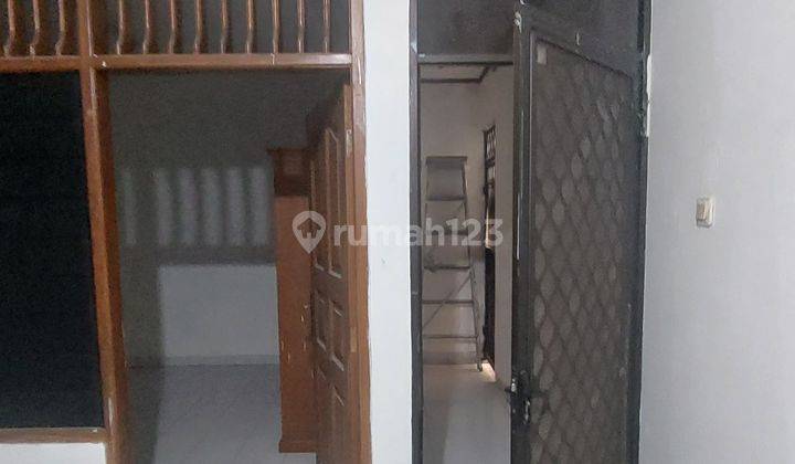 Disewakan Rumah Mangga Besar 10 X 25 Cocok Utk Gudang / Kantor 2