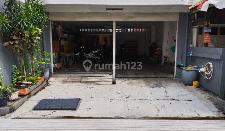 Disewakan Tempat Usaha Area Mangga Besar Cocok Utk Laundry, Pengiriman Atau Gudang 1