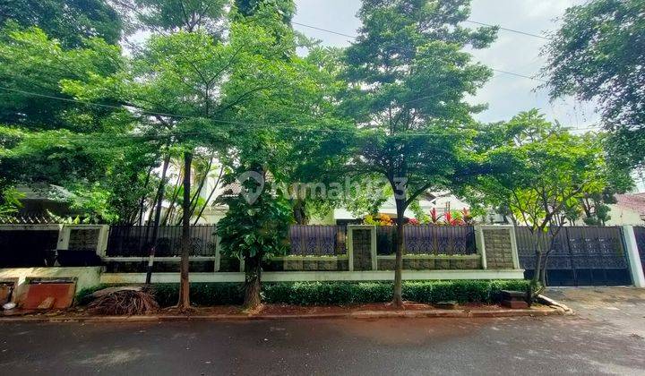 Rumah Dilokasi Premium Kemang Dalam 1