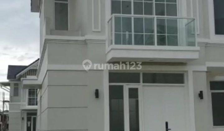 Rumah Hoek Grandura Type D Lavon Suvarna Sutera Cikupa Tangerang 1