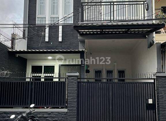 Murah Rumah 3.5 Lantai Siap Huni Johar Baru Jakarta Pusat 1