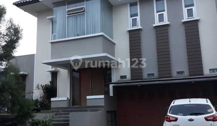 Sell/Rent Strategic Luxury House in Kota Baru Parahyangan, Bandung Fully Furnished