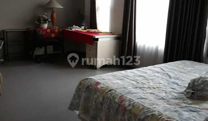 Jual/Sewa Rumah Mewah Strategis di Kota Baru Parahyangan,Bandung Full Furnish 2