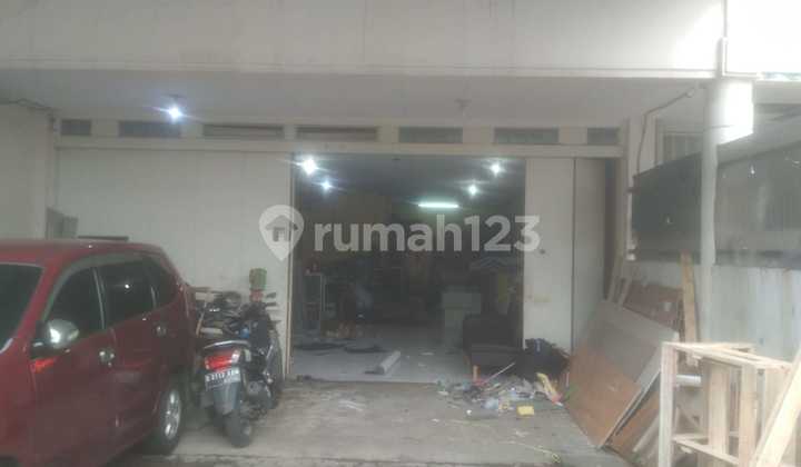 Ruko or Business Space in Taman Mutiara Cimahi, Strategic 2 Floors 2
