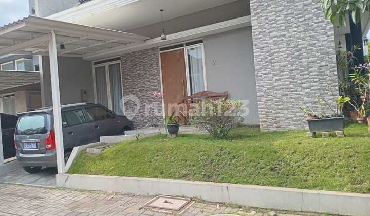 Rumah di Wangsakerta 2 Kota Baru Parahyangan, Modern Minimalis Rumah di Wangsakerta 2 Kota Baru Parahyangan, Modern Minimalis