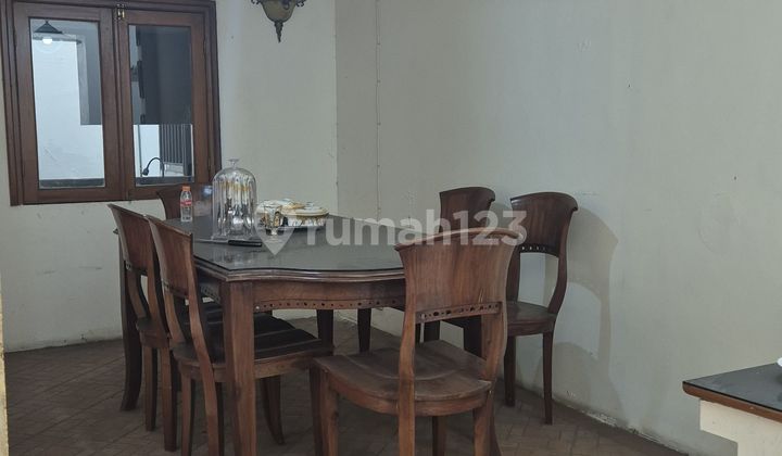 For Sale 2-Story Move-In Ready House in Istana Regency 2 Complex Bandung, Strategic & Comfortable Location for Families 2