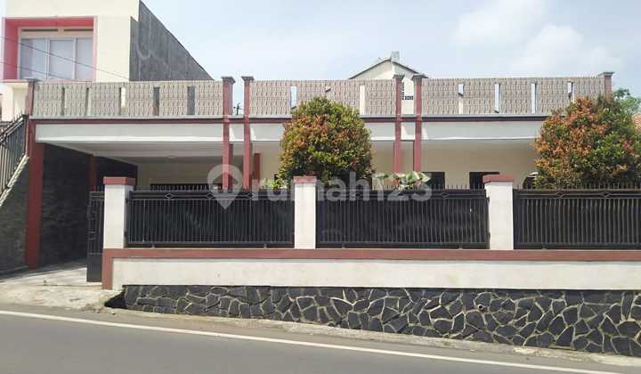 Rumah Bersih & Terawat di Pinggir Jalan Raya Padalarang Cisarua, Kbb Rumah Bersih & Terawat di Pinggir Jalan Raya Padalarang Cisarua, Kbb