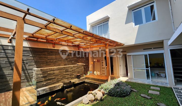 Rumah di Kota Baru Parahyangan Bandung, Semifurnished Ada Kolam Ikan Rumah di Kota Baru Parahyangan Bandung, Semifurnished Ada Kolam Ikan