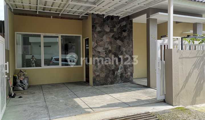 Rumah di Lembah Permai Hanjuang Cimahi, Bagus Posisi Hook Rumah di Lembah Permai Hanjuang Cimahi, Bagus Posisi Hook