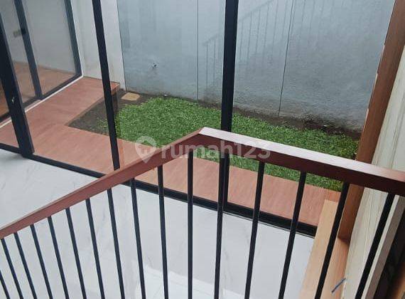 Rumah di Kota Baru Parahyangan Bandung, 2 Lt. Minimalis Unfurnish 2