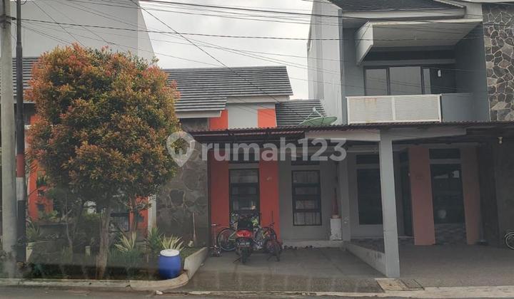 For Sale: Ready-to-Occupy Serene House in Bumi Cihanjuang - West Bandung For Sale: Ready-to-Occupy Serene House in Bumi Cihanjuang - West Bandung