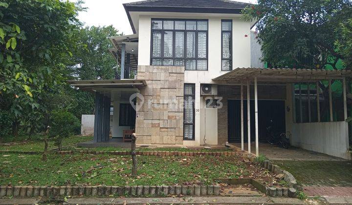 Dijual Rumah Posisi di Hook di Sentul City 1