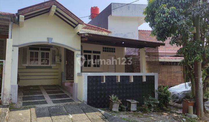 Disewakan rumah   full furnished di sentul city  1