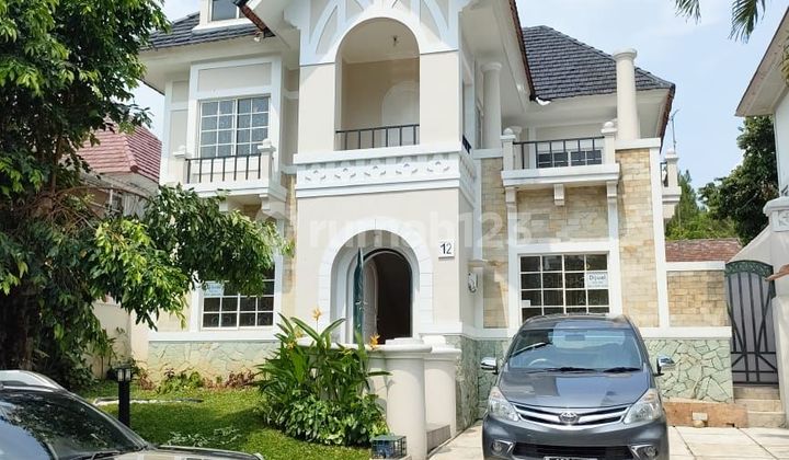 For sale, ready-to-occupy house with SHM certificate in Sentul City.