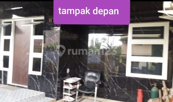 House for sale fully furnished in Sentul City. House for sale fully furnished in Sentul City.