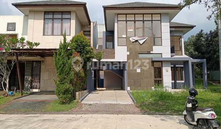 For Sale House Hook Position in Athmosphere Sentul City