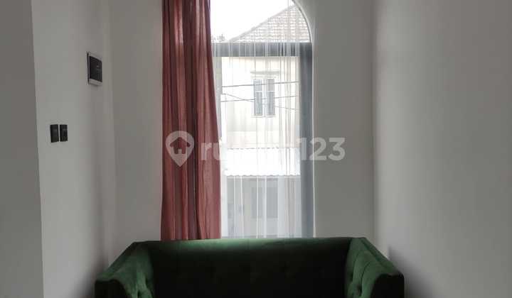 Disewakan Rumah Siap Huni Dilengkapi Kolam Renang Lokasi Sentul City 2