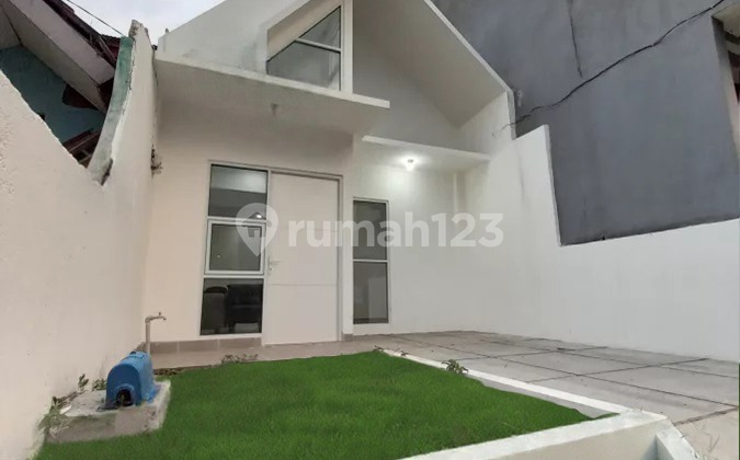For Sale Ready-to-Live-in House in Griya Alam Sentul