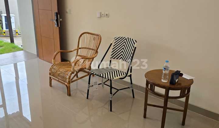 Disewakan Rumah Baru Lokasi di Cluster Parkville Sentul City 2