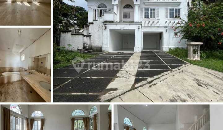 Dijual rumah dengan luas tanah besar di sentul city Dijual rumah dengan luas tanah besar di sentul city
