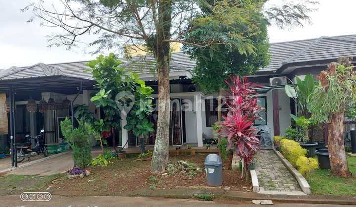 For sale, move-in ready house at The Breeze Sentul City. For sale, move-in ready house at The Breeze Sentul City.