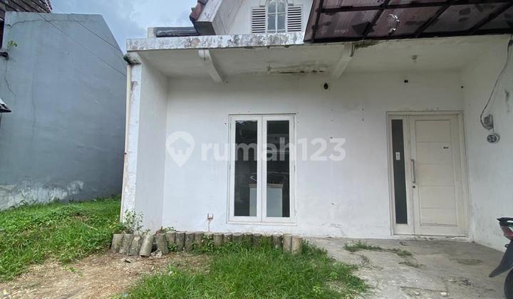 Disewakan Rumah di Cluster Viktoria Sentul City