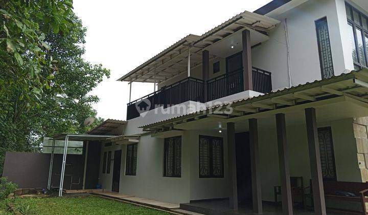 Dijual Rumah Posisi di Hook di Sentul City 1