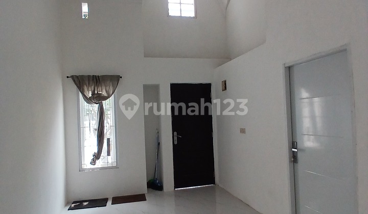 Dijual Rumah Baru di Cluster Taman Venesia Sentul City