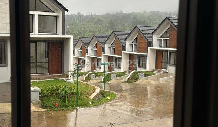 Disewakan Rumah Best View Harga Nego di Sentul City 2