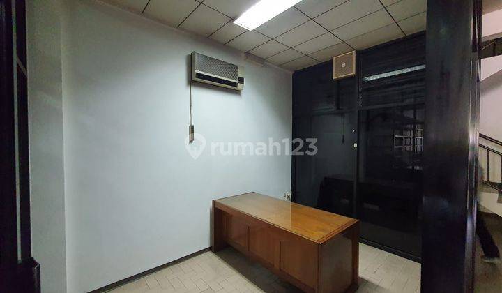 Ruko di Jalan Kedungdoro Lokasi Strategis Pusat Pedagangan 6