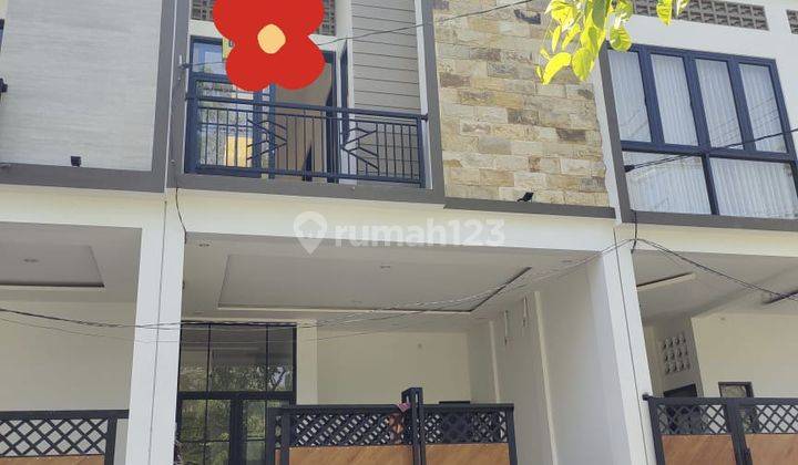 Rumah Kost Aktif di Bumi Marina Emas Its, Surabaya 1