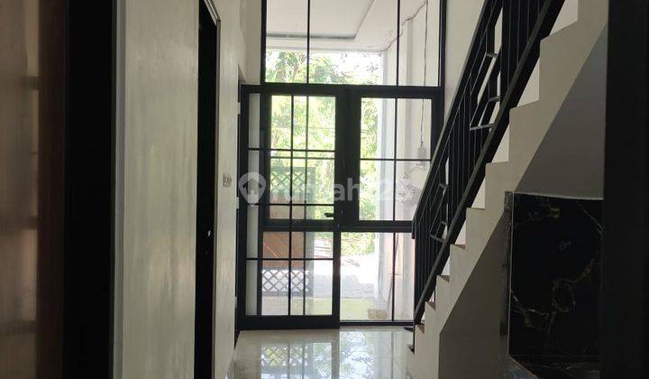 Rumah Kost Aktif di Bumi Marina Emas Its, Surabaya 2