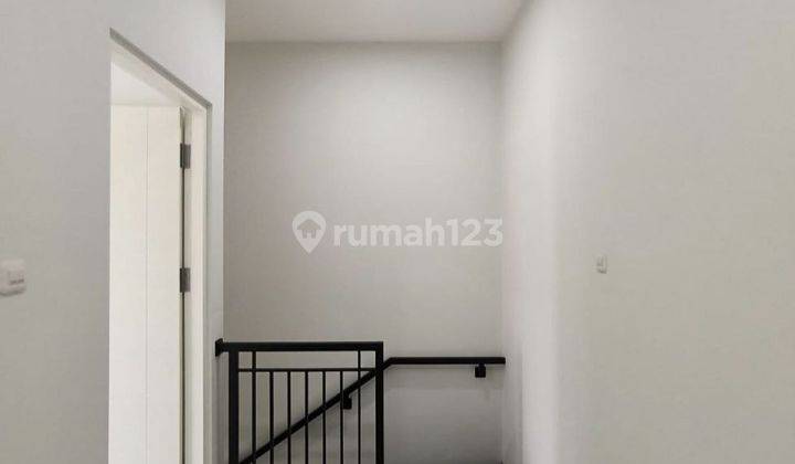 Rumah Baru Modern Minimalis SHM di Setro Kenjeran, Surabaya 2