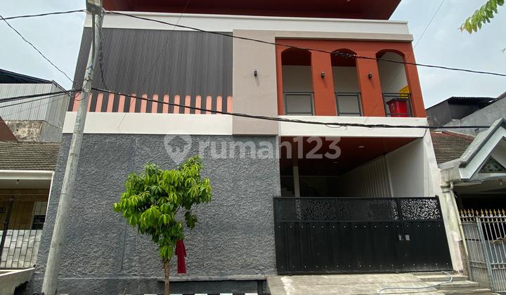 Rumah Kost Wiyung 22kamar,  Income 450jt per tahun