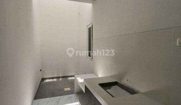 Rumah Baru Modern Minimalis SHM di Setro Kenjeran, Surabaya 2