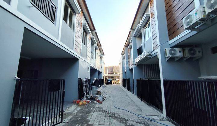 Rumah Kost Dekat Kampus Petra, 7 Kamar, Passive Income Hingga 10 Juta bulan, Harga Mulai 1,2M  1