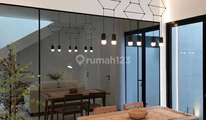 Rumah Baru Tengah Kota SHM di Gubeng, Surabaya Mojo  2