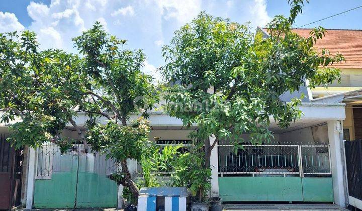 Rumah Bagus SHM di Pondok Tjandra Candra, Sidoarjo 1