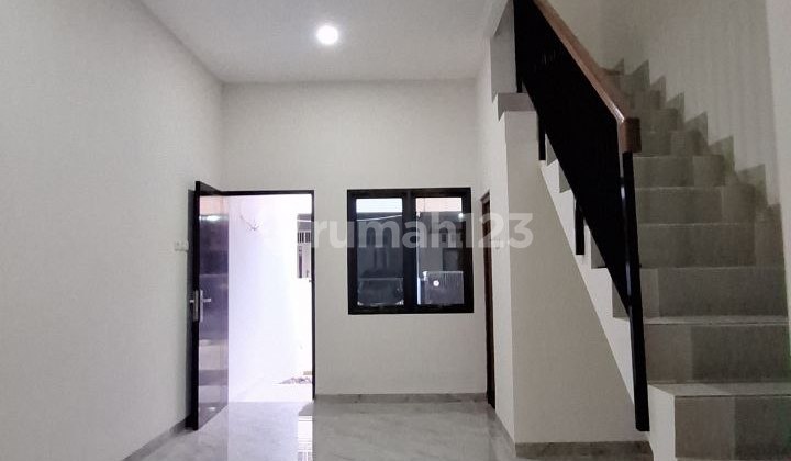 Rumah Baru 2 LT Dlm Komplek Besar Grand Galaxi City Bekasi Sel 2