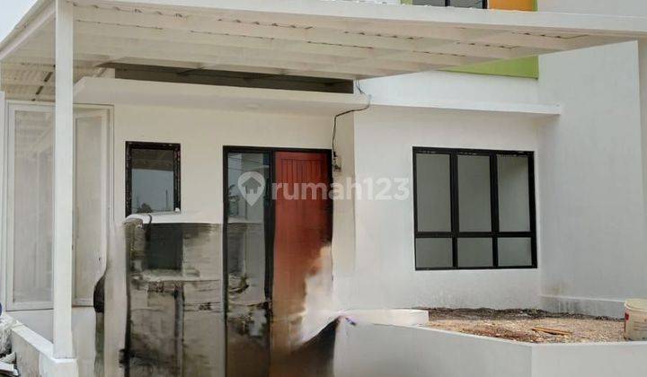 RUMAH BARU 2 LT DLM Komplek  5 MENIT EXIT TOL PADALARANG KBB 1