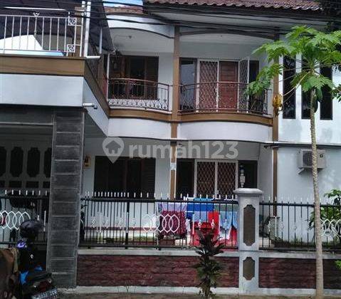 Rumah 2 Lantai Dalam Komplek Bumi Panyawangan Kab Bandung 1