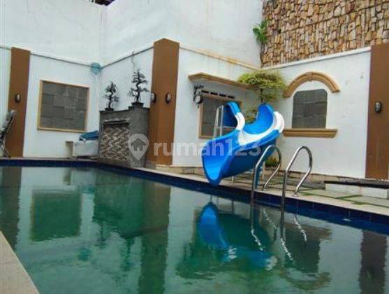 RUMAH MEWAH PLUS KOLAM RENANG DI CEMPAKA PUTIH JAKARTA PUSAT 1