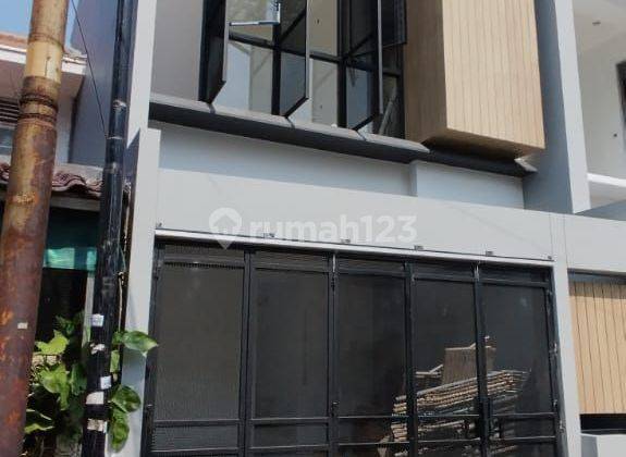 RUMAH BARU 2 LT DLM CLUSTER RAWAMANAGUN JAKTIM 1