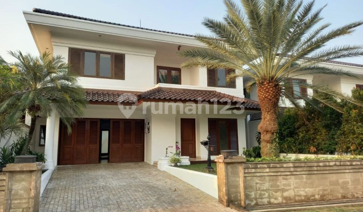 Town House Kolam Renang Area Pejaten Jakarta Selatan