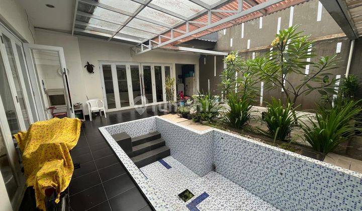 Rumah Kolam Renang Dlm Komplek Besar Muara Bandung 1