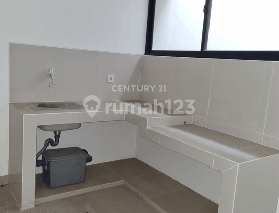 JUAL CEPAT Rumah Brand New Cluster Baltimore Boulevard PIK 2  2