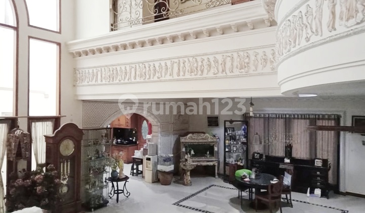 Rumah Mewah Klasik Pluit Jual Cepat Lokasi Bagus Jalan Lebar 2